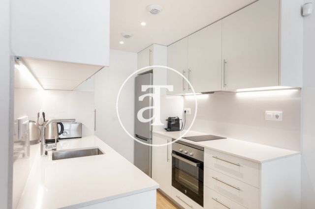 Monthly rental apartment with one bedroom in Poble Sec 14