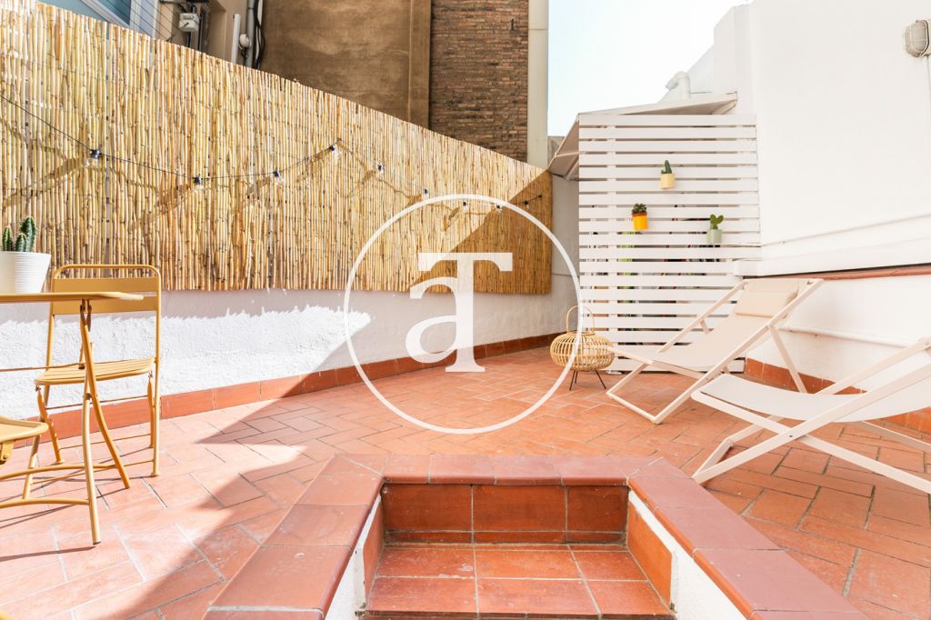 Monthly rental apartment with 2 bedrooms and terrace in Carrer de Enrique Granados 1