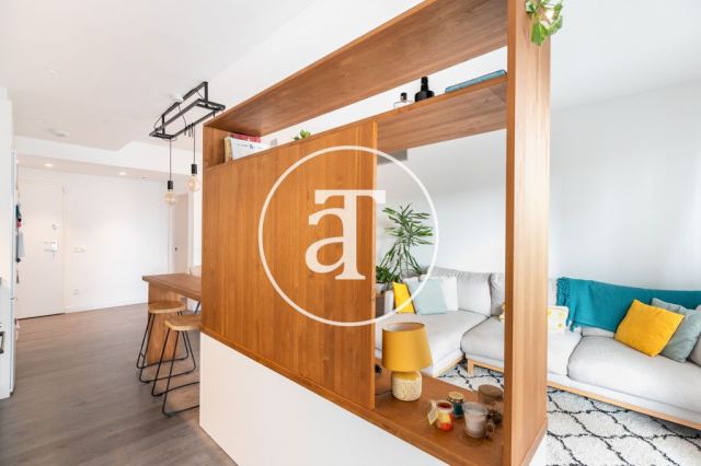 Location temporaire d'un appartement avec 2 chambres, studio et piscine chauffée à Plaza Europa 17