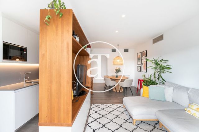 Location temporaire d'un appartement avec 2 chambres, studio et piscine chauffée à Plaza Europa 18