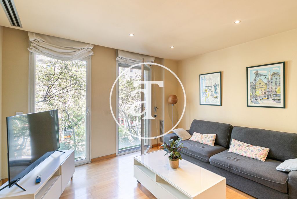 Monthly rental apartment with 1 bedroom in Pg. de Sant Joan 1
