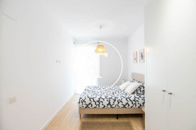 Piso de alquiler temporal de 2 habitaciones y terraza en Poblenou 28