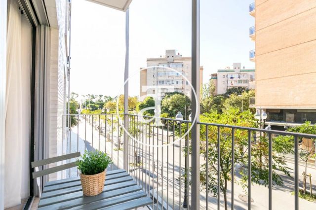 Piso de alquiler temporal de 2 habitaciones y terraza en Poblenou 17