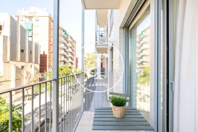 Piso de alquiler temporal de 2 habitaciones y terraza en Poblenou 18