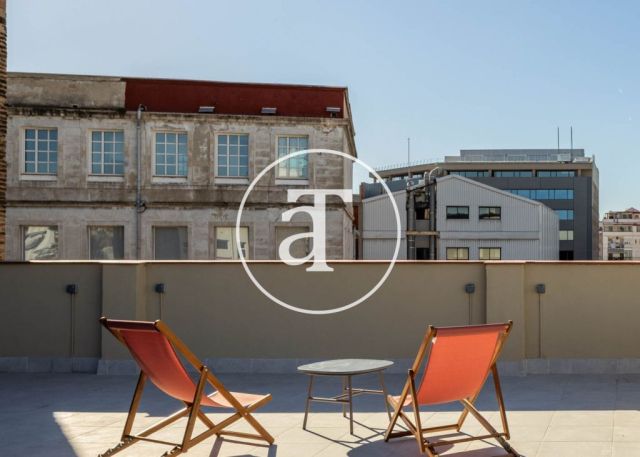 Brand new monthly rental apartment with 2 bedrooms and terrace close to the station Llacuna. 36
