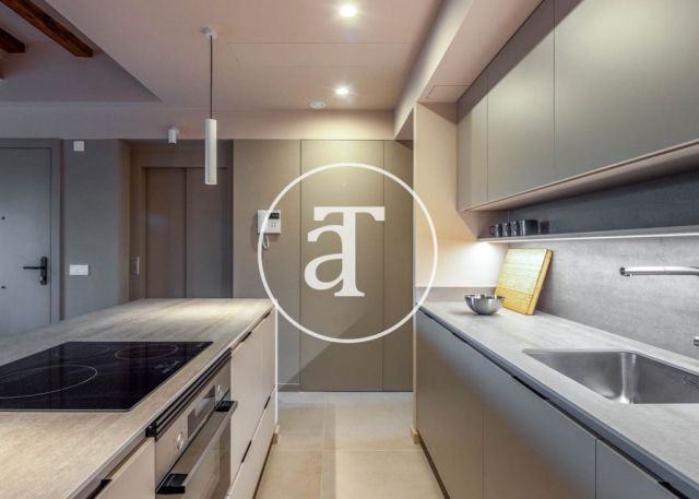 Brand new monthly rental apartment with 2 bedrooms and terrace close to the station Llacuna. 12