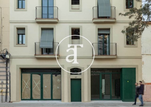 Brand new monthly rental apartment with 2 bedrooms and terrace close to the station Llacuna. 35