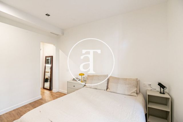 Appartement de 2 chambres à louer temporairement à Carrer de Girona 26