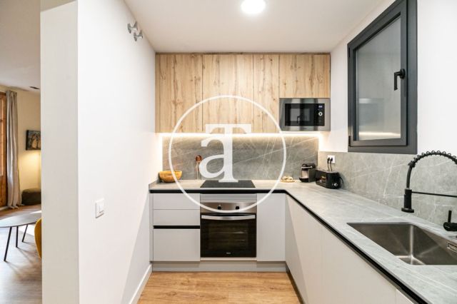 Appartement de 2 chambres à louer temporairement à Carrer de Girona 16