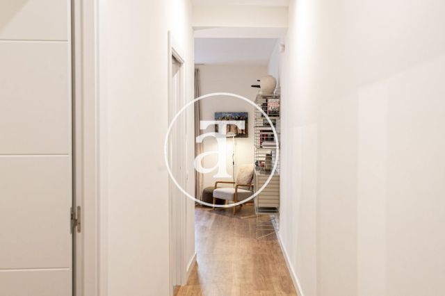 Appartement de 2 chambres à louer temporairement à Carrer de Girona 32