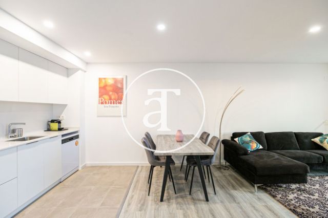 Monthly rental apartment with 2 bedrooms, private terrace, communal pool and sea view 9