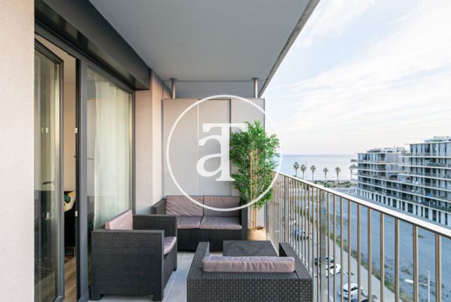 Monthly rental apartment with 2 bedrooms, private terrace, communal pool and sea view