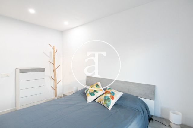 Monthly rental apartment with 2 bedrooms, private terrace, communal pool and sea view 27