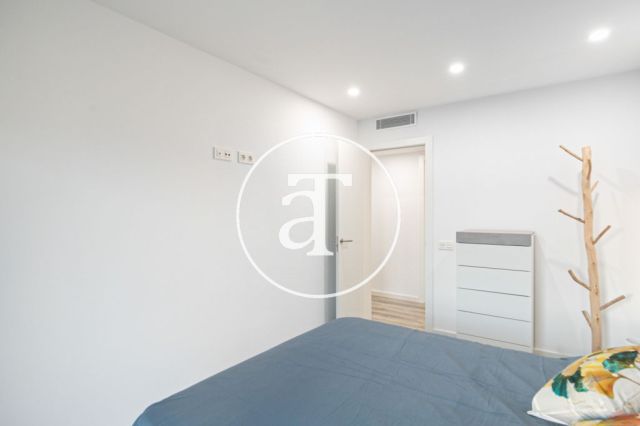 Monthly rental apartment with 2 bedrooms, private terrace, communal pool and sea view 28