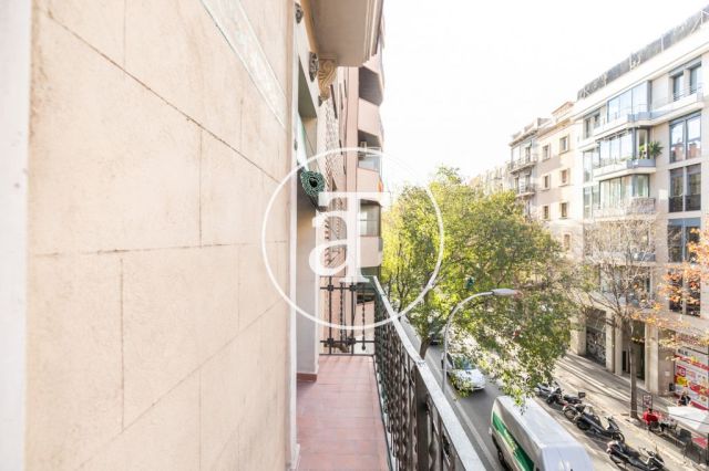 Location temporaire d'un appartement avec 3 chambres et terrasse à proximité de la Sagrada Família 29