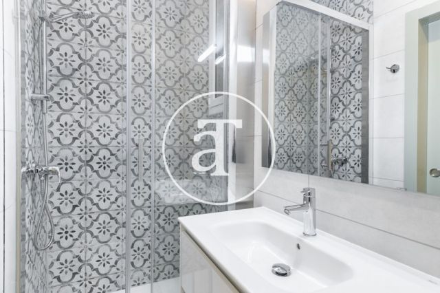 Location temporaire d'un appartement avec 3 chambres et terrasse à proximité de la Sagrada Família 24