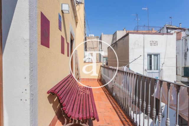 Monthly rental apartment with 2-bedroom close to La Rambla 31