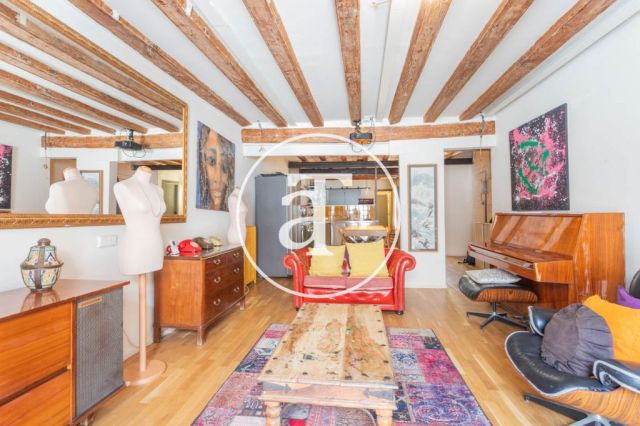 Monthly rental apartment with 2-bedroom close to La Rambla 11