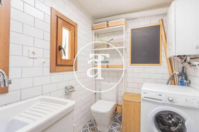 Monthly rental apartment with 2-bedroom close to La Rambla 36