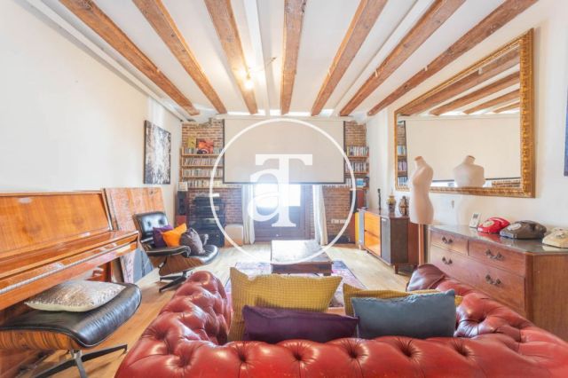 Monthly rental apartment with 2-bedroom close to La Rambla 8