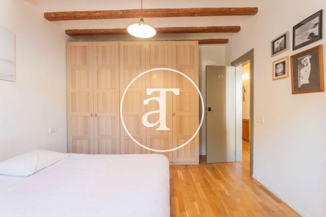 Monthly rental apartment with 2-bedroom close to La Rambla 41