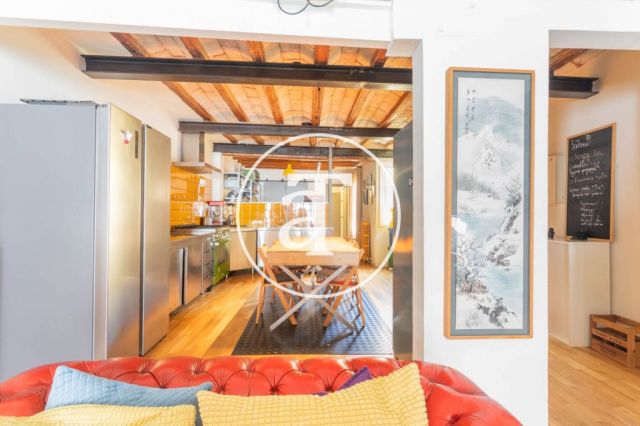 Monthly rental apartment with 2-bedroom close to La Rambla 13