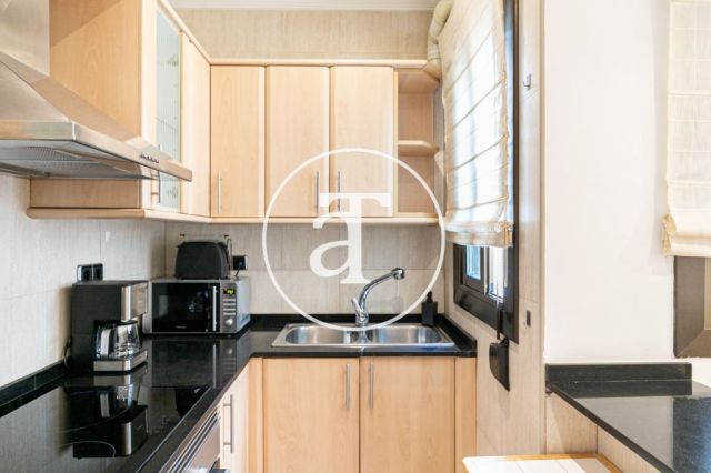 Monthly rental penthouse with 2 bedrooms and terrace in Gracia 39