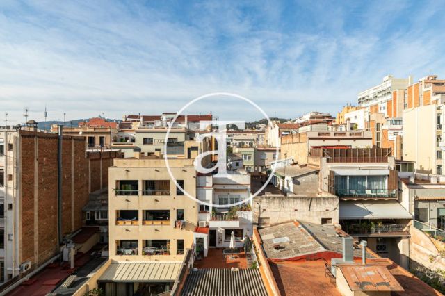 Monthly rental penthouse with 2 bedrooms and terrace in Gracia 54