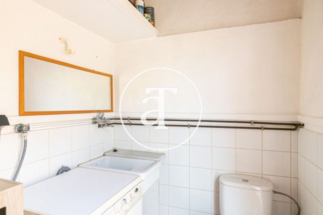 Monthly rental penthouse with 2 bedrooms and terrace in Gracia 13