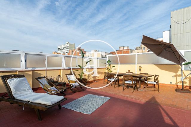 Monthly rental penthouse with 2 bedrooms and terrace in Gracia 19