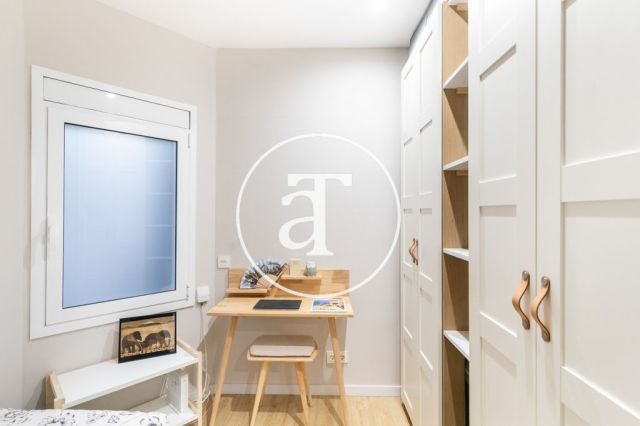 Monthly rental apartment with 2 bedroom close to the Hospital de Sant Pau 17