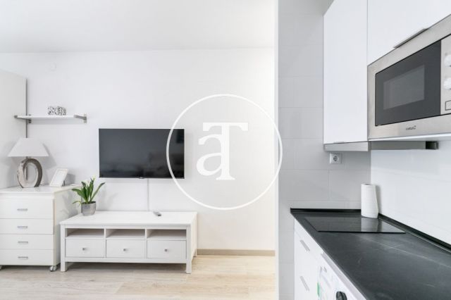 Monthly rental studio close to L'Illa Diagonal 9