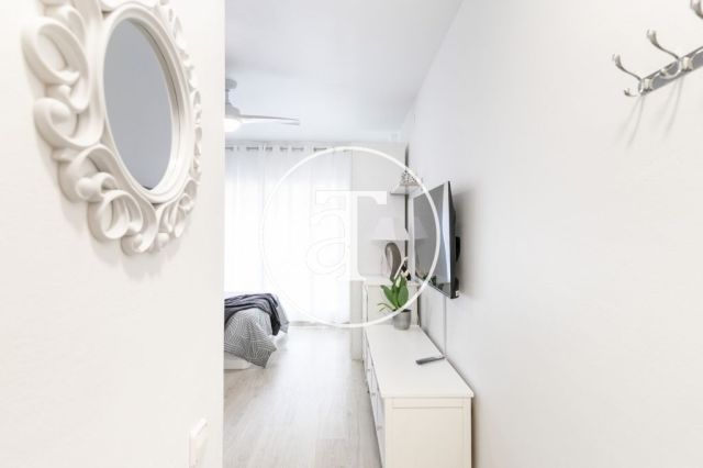 Monthly rental studio close to L'Illa Diagonal 14