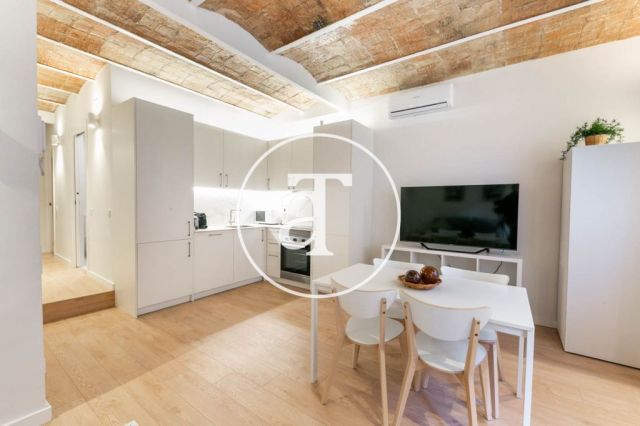 Monthly rental apartment with 2 bedroom close to Hospital Sant Pau 10
