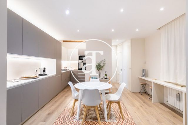 Monthly rental apartment  with 1 bedroom in Born neighborhood 13