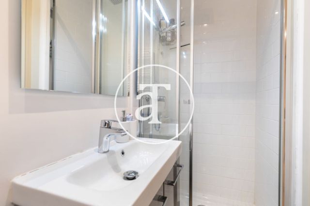 Monthly rental apartment  with 1 bedroom in Born neighborhood 30