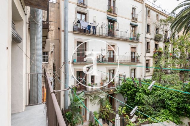 Piso de alquiler temporal de 4 habitaciones en el Gótico 41