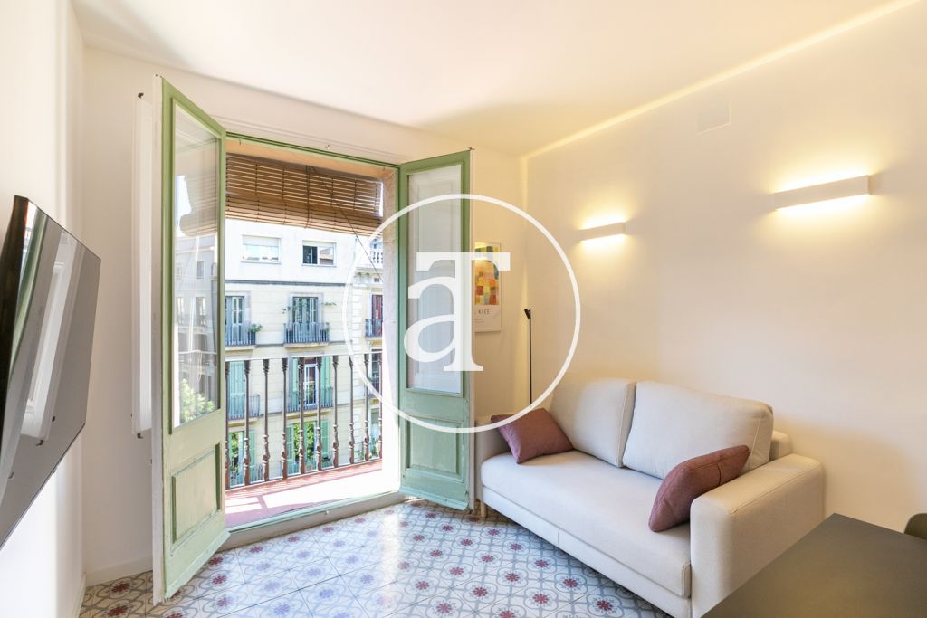 Monthly rental apartment with 2 bedrooms and terrace in Carrer de la Diputació