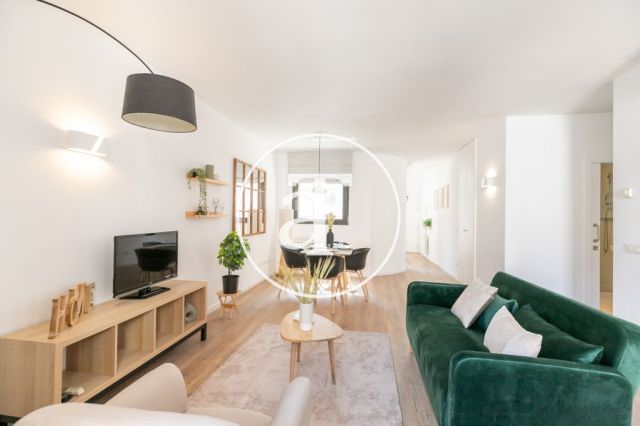 Piso de alquiler temporal de 2 habitaciones y 2 terrazas en el barrio Sagrada Familia 15