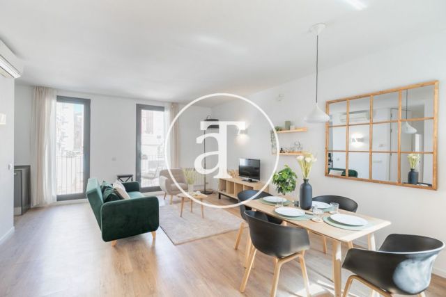 Piso de alquiler temporal de 2 habitaciones y 2 terrazas en el barrio Sagrada Familia