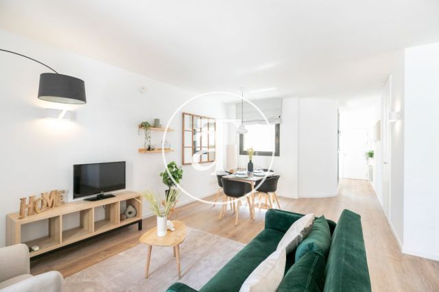 Piso de alquiler temporal de 2 habitaciones y 2 terrazas en el barrio Sagrada Familia 2