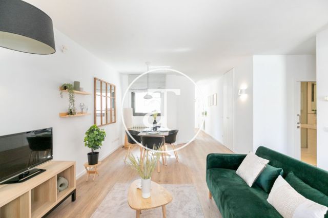 Piso de alquiler temporal de 2 habitaciones y 2 terrazas en el barrio Sagrada Familia 3