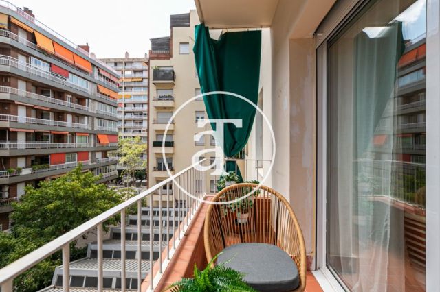 Piso de alquiler temporal de 3 habitaciones a un paso de L'illa Diagonal 13