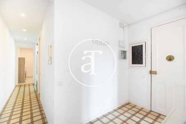 Luminoso apartamento de 3 habitaciones en Eixample Esquerra 14