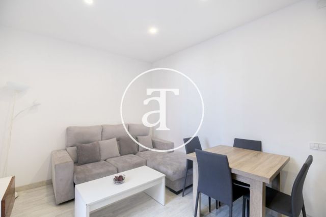 Luminoso apartamento de 3 habitaciones en Eixample Esquerra 2