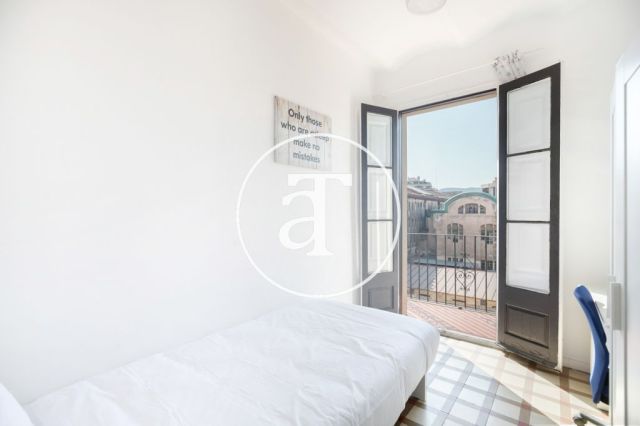 Luminoso apartamento de 3 habitaciones en Eixample Esquerra 10
