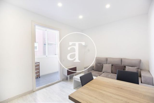 Luminoso apartamento de 3 habitaciones en Eixample Esquerra 1