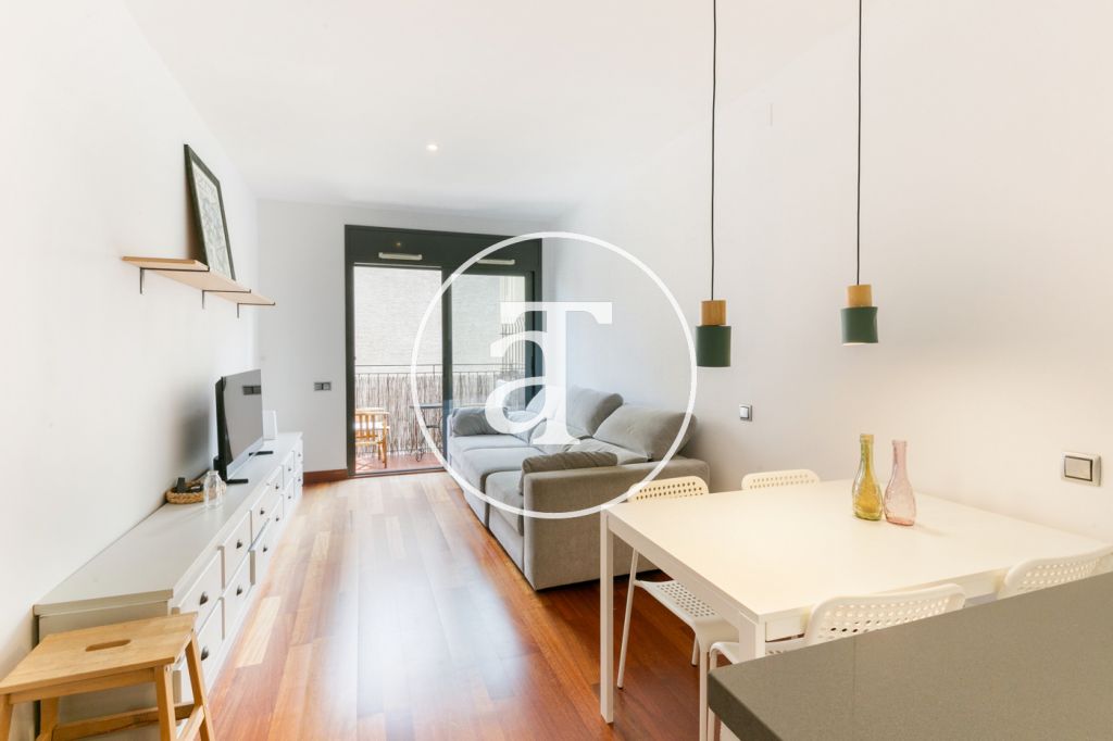 Monthly rental apartment with 2 bedrooms close to Plaça Espanya