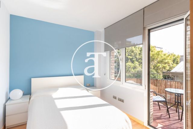 Monthly rental apartment with 3 bedroom next to the Hospital Clinic 13