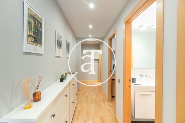 Monthly rental apartment with 3 bedroom next to the Hospital Clinic 28